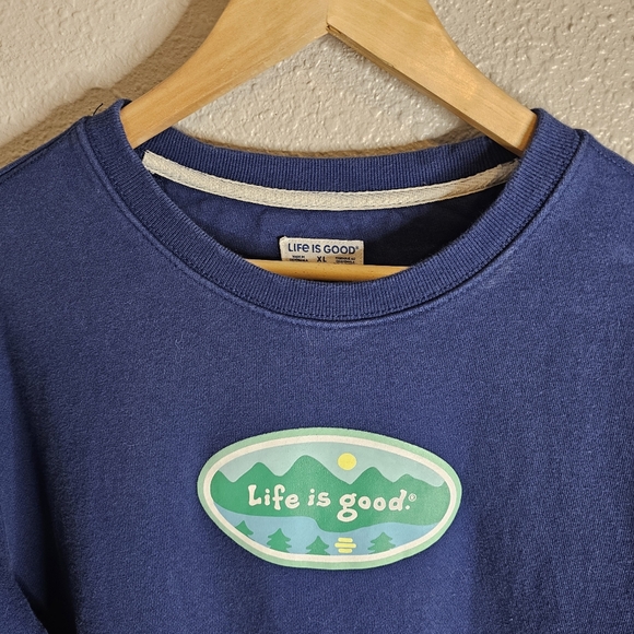 Life Is Good | Mountainside Oval Simply True Fleece Pullover Crewneck Sweatshirt - Picture 3 of 9